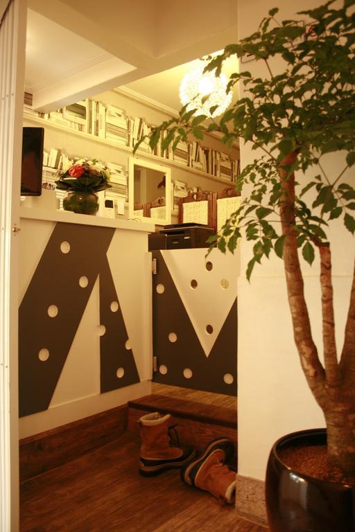 Crib 49 Guesthouse - Foreigner Only Seul Dış mekan fotoğraf