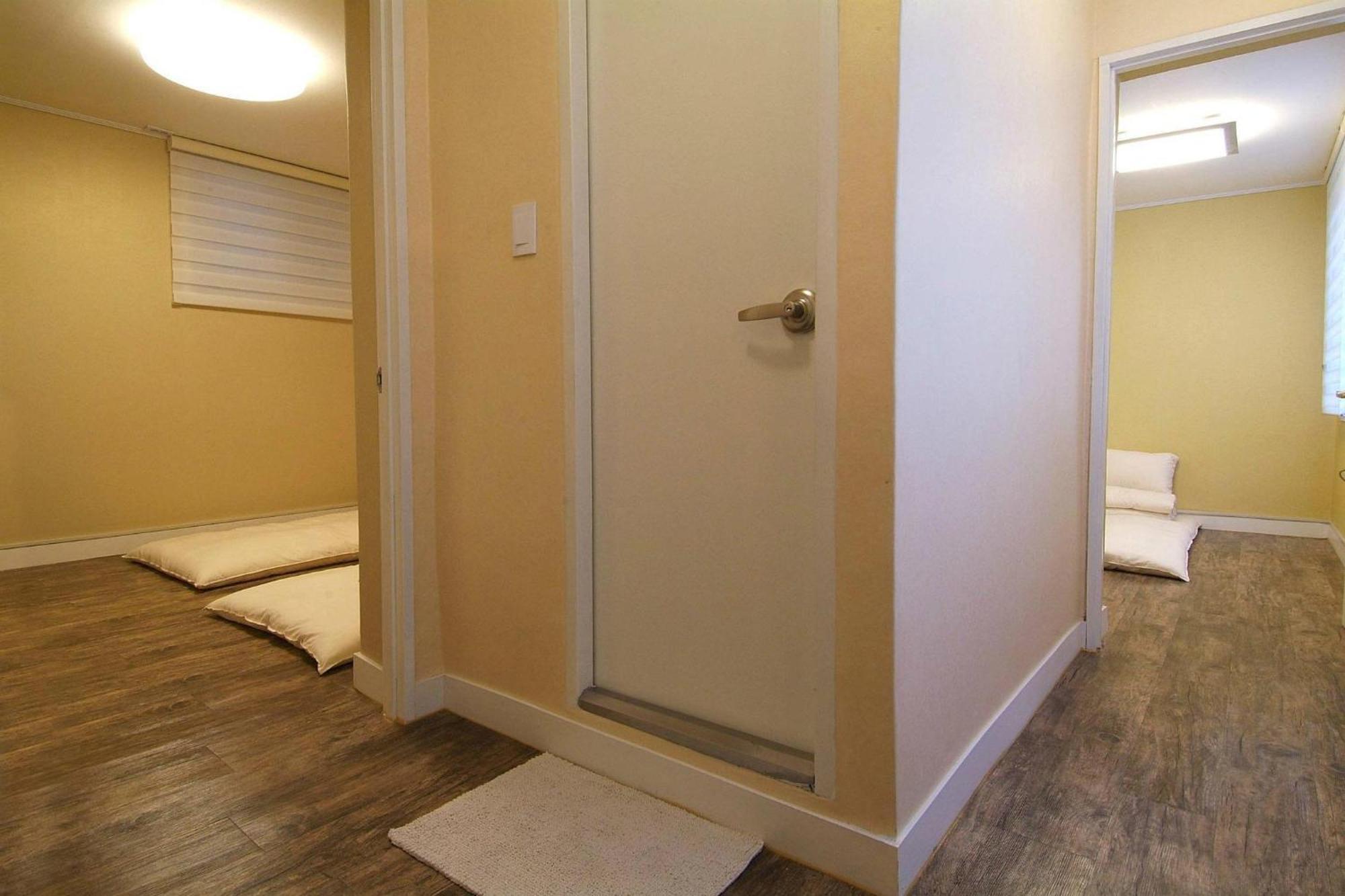 Crib 49 Guesthouse - Foreigner Only Seul Oda fotoğraf