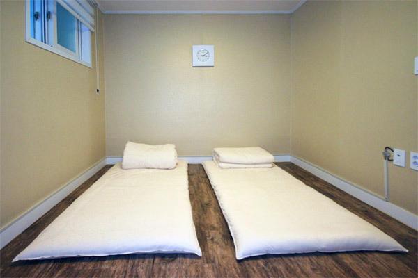 Crib 49 Guesthouse - Foreigner Only Seul Oda fotoğraf