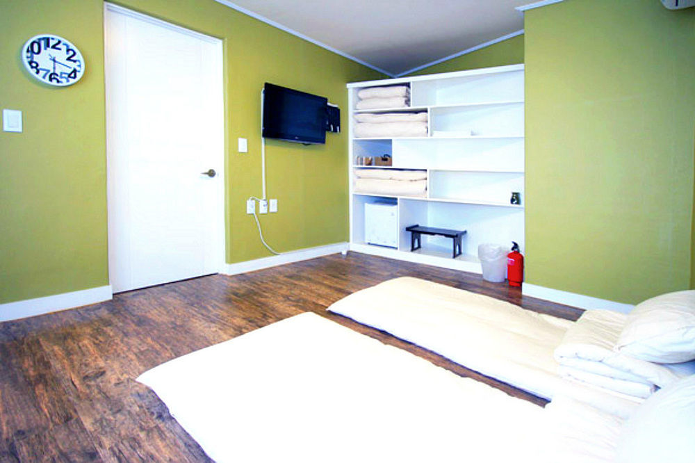 Crib 49 Guesthouse - Foreigner Only Seul Dış mekan fotoğraf